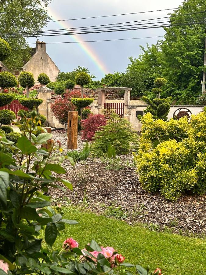 La Loubertine Bed & Breakfast Geanges Exterior photo